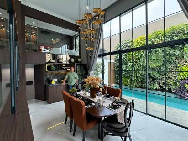 Interior Maple Residence 4